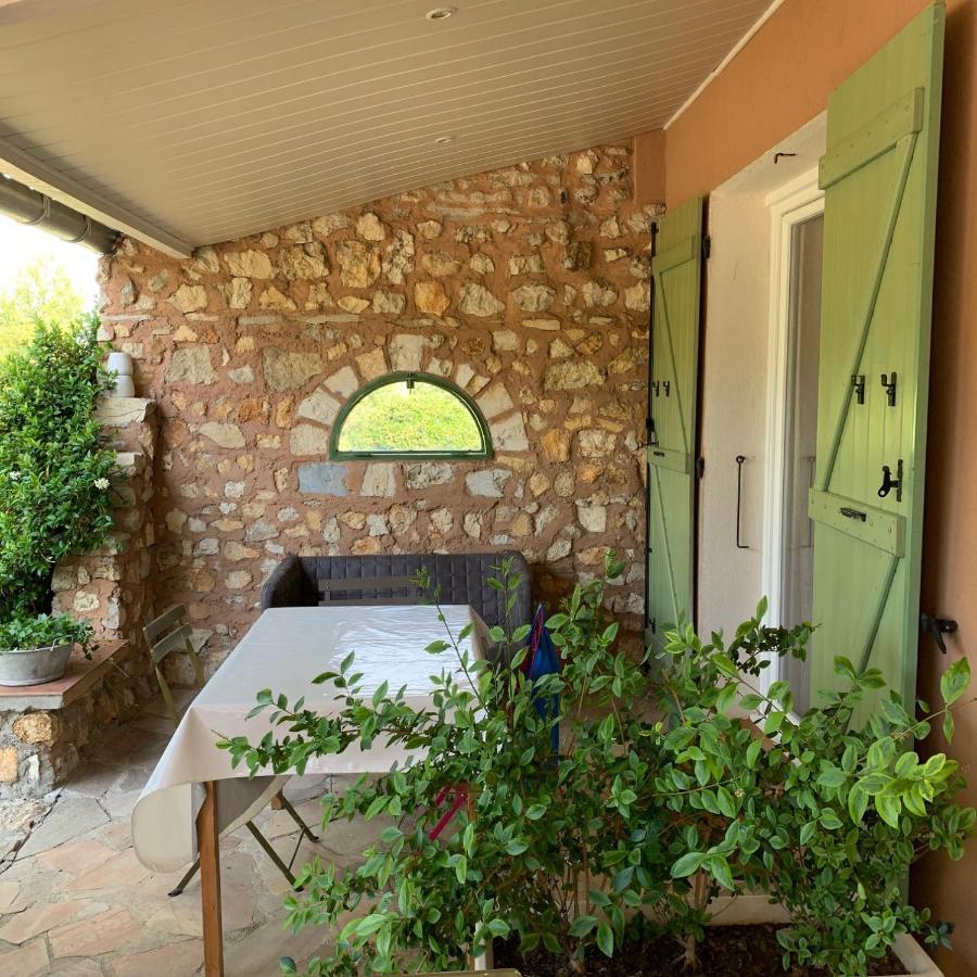 Chambre D'Hotes Le Cedre Apt Exterior photo